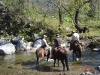 Cruzando el río Ancajuli entre los cerros tucumanos